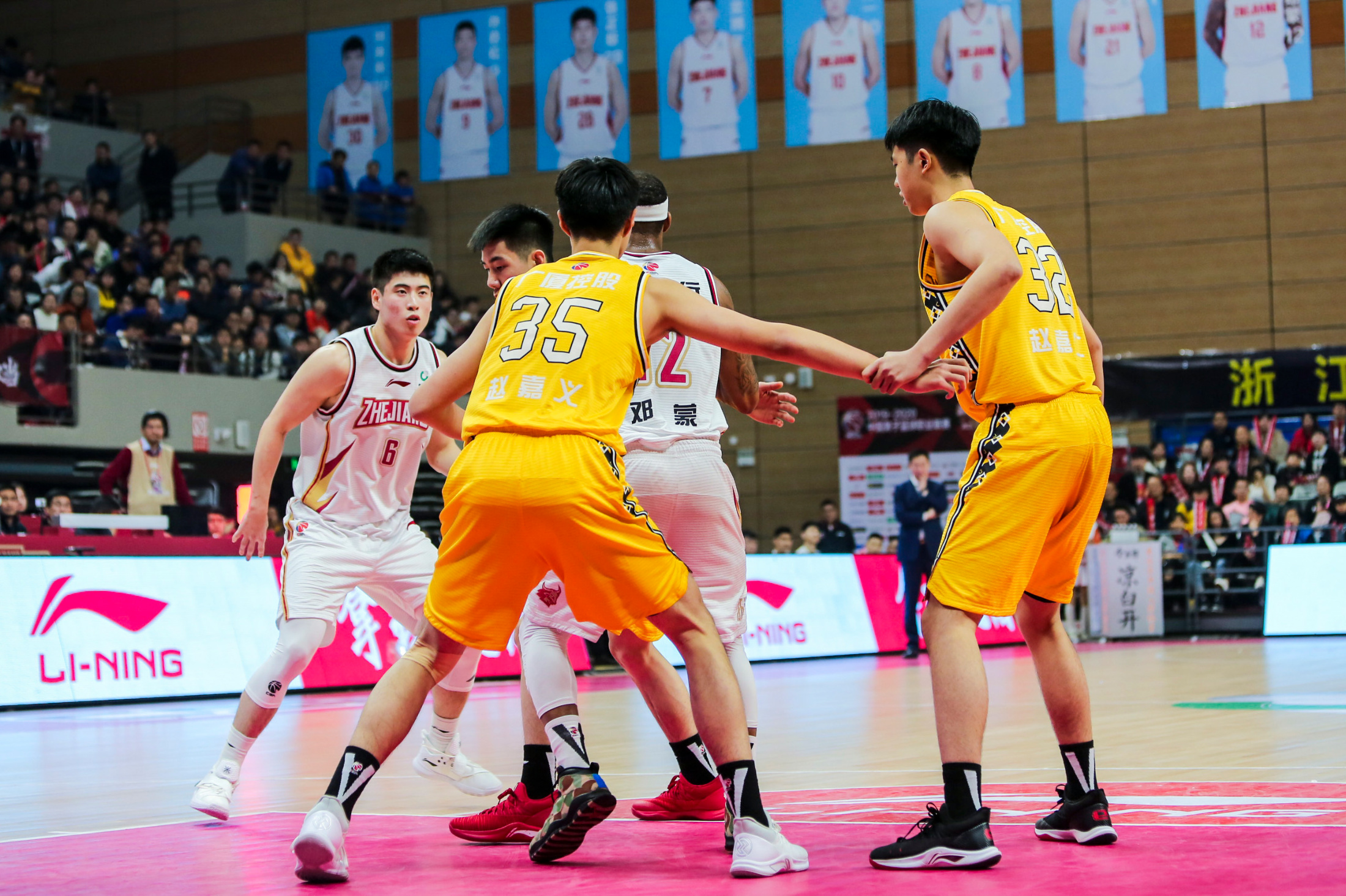 高品质电竞体育赛事平台-重磅！广厦男篮绝杀压哨备战CBA季后赛辽宁本钢围绕欧超杯门线救险，风云突变布莱顿转会期伤情更新的简单介绍